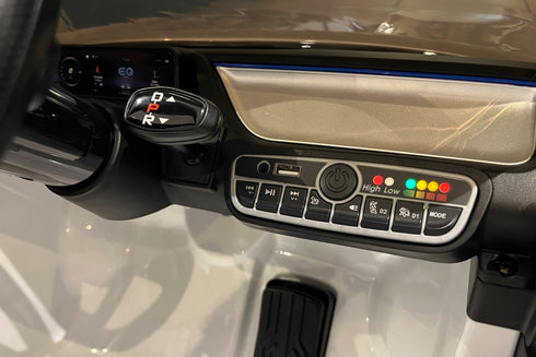 Mercedes-Benz EQA 250 - Rood
